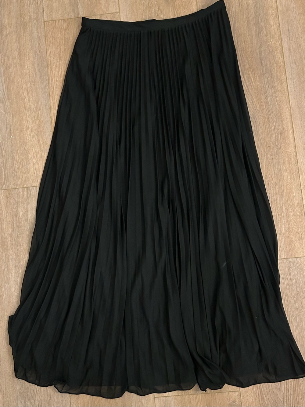 Black Pleated Maxi Skirt